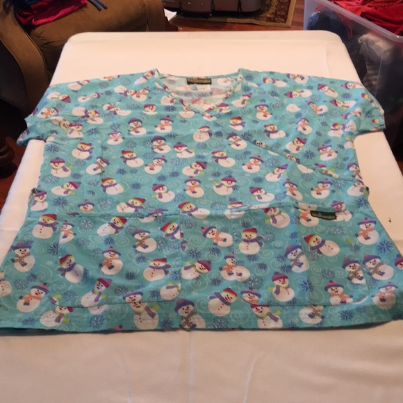 UA Scrubs Tops - UA Scrub Ṭop
